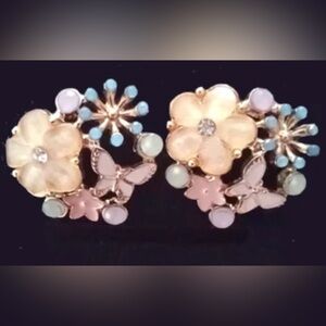 Vintage Crystal Flower Rhinestone Enamel Stud Earrings